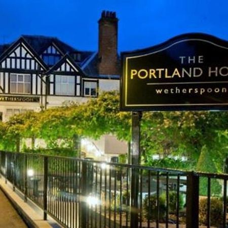 The Portland Hotel Wetherspoon Chesterfield Exterior foto