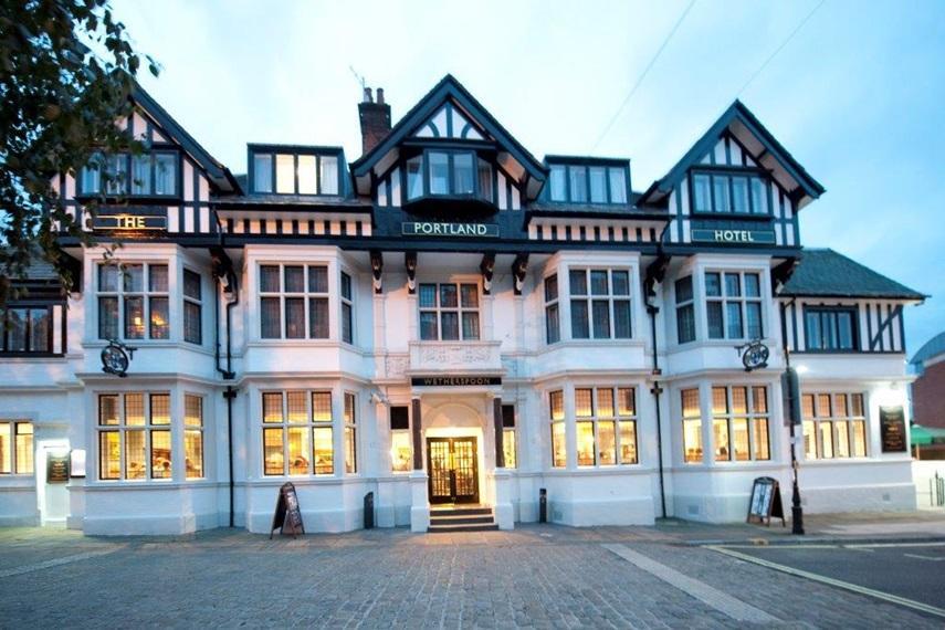 The Portland Hotel Wetherspoon Chesterfield Exterior foto